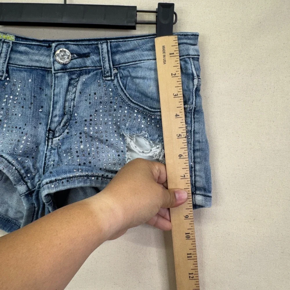 Machine Jeans Denim‎ Shorts Size 26 Blue Rhinestone Distressed Y2K McBling